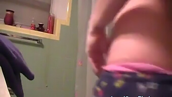 Big Natural Tits And Big Fun In A Webcam With A Pregnant Babe