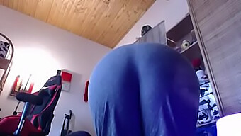 Amateur Italian Couple Explores The Fetish Of Farting