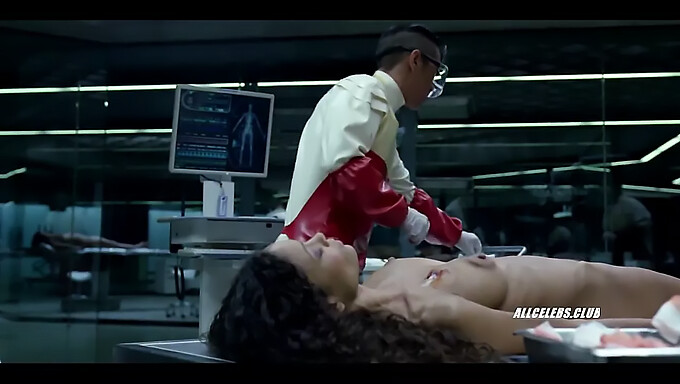 Thandie Newton E Angela Sarafyan Mostram Seus Seios Em Westworld S01e07. Uma Cena Quente E Picante Que Vai Te Deixar Louco De Tesão!