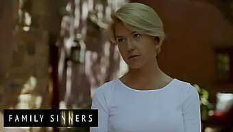 La Milf Blonde Aux Gros Seins Kit Mercer Fait Une Fellation Et Suce Une Bite Dans Family Sinners