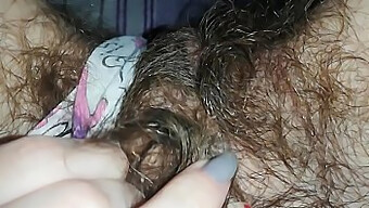 Amateur Teen With Big Clit Gets Her Hairy Pussy Pounded In Close Up Video