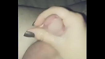 Amateur Handjob Leads To A Humiliating Climax