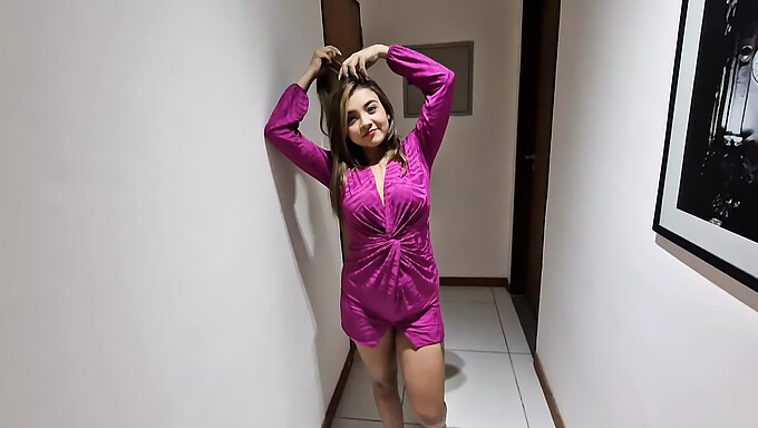 Divoká Jízda Mladé (18+) Latina Latina S Velkým Penisem