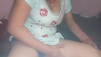 Bhabhi Ấn Độ 18 Tuổi Bị Liếm Và Handjob Tàn Bạo