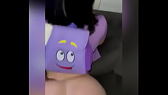 Dora: Fantezia Sexuală A Unei Latine