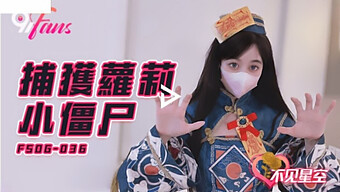 Cum Swallowing And Bending For 18-Year-Old Asian Cosplayer In Cosplay