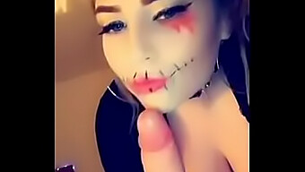 18+ Tínedžerka Amelia Skye Dostáva Na Halloween Lízanie Svojej Kundičky A Šukanie Tváre