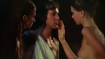 Vintagepornografi När Den Är Som Bäst: En Sammanställning Av Scener Från Caligula