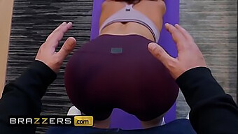 Anal And Ass Fucking With A Big Booty Milf - Brazzers Video